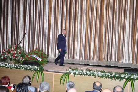Xalq şairi Sabir Rüstəmxanlının 70 illik yubiley tədbiri keçirilib - FOTO