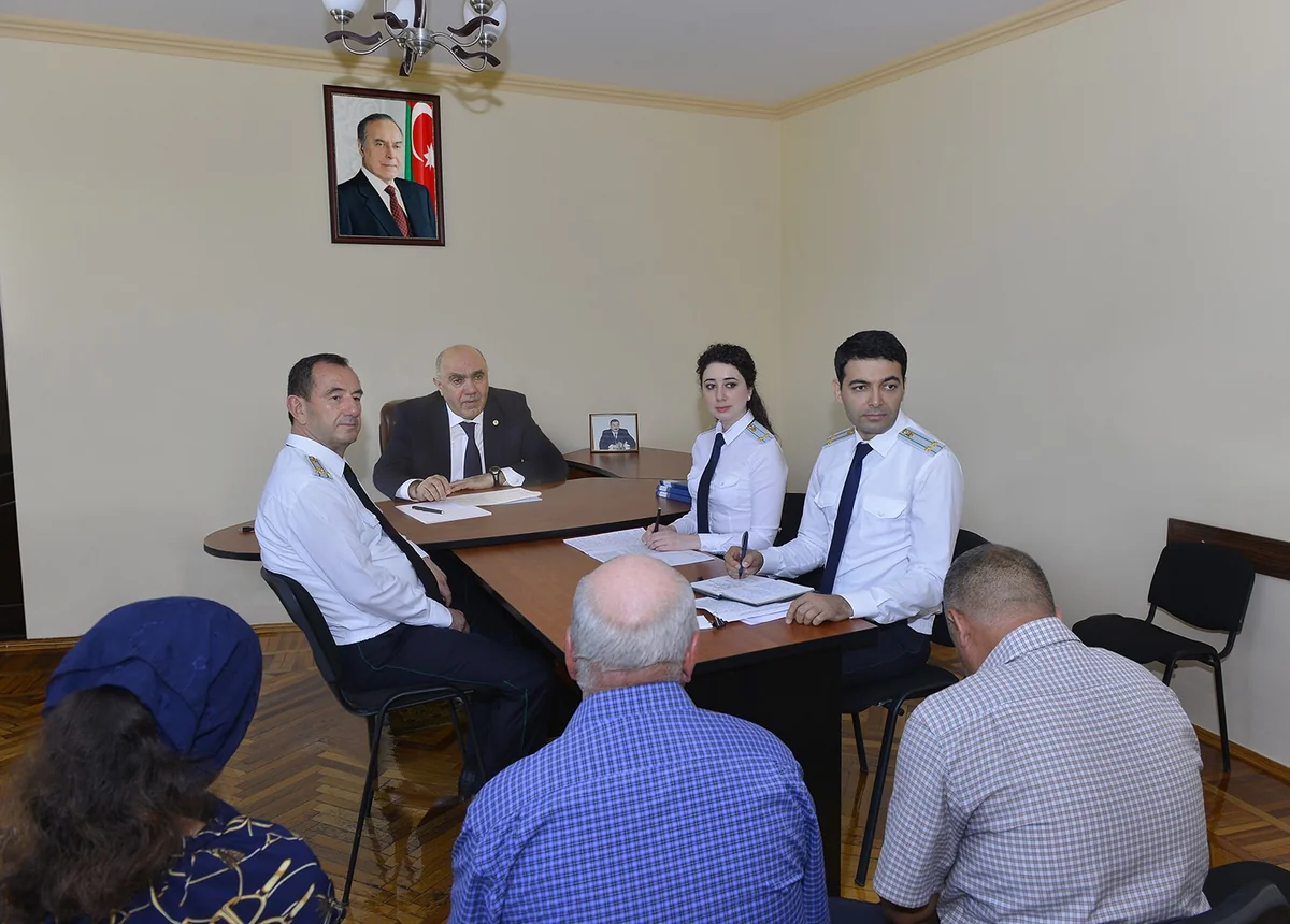 Baş prokuror Şabranda vətəndaşları qəbul edib