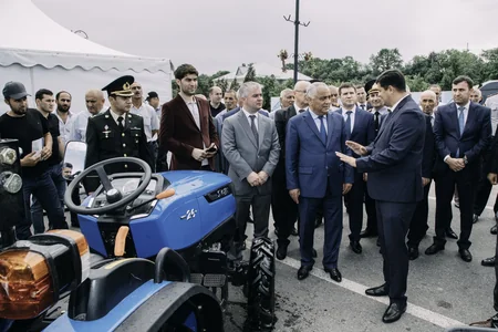 Qubada kənd təsərrüfatı texnika yarmarkası keçirilir