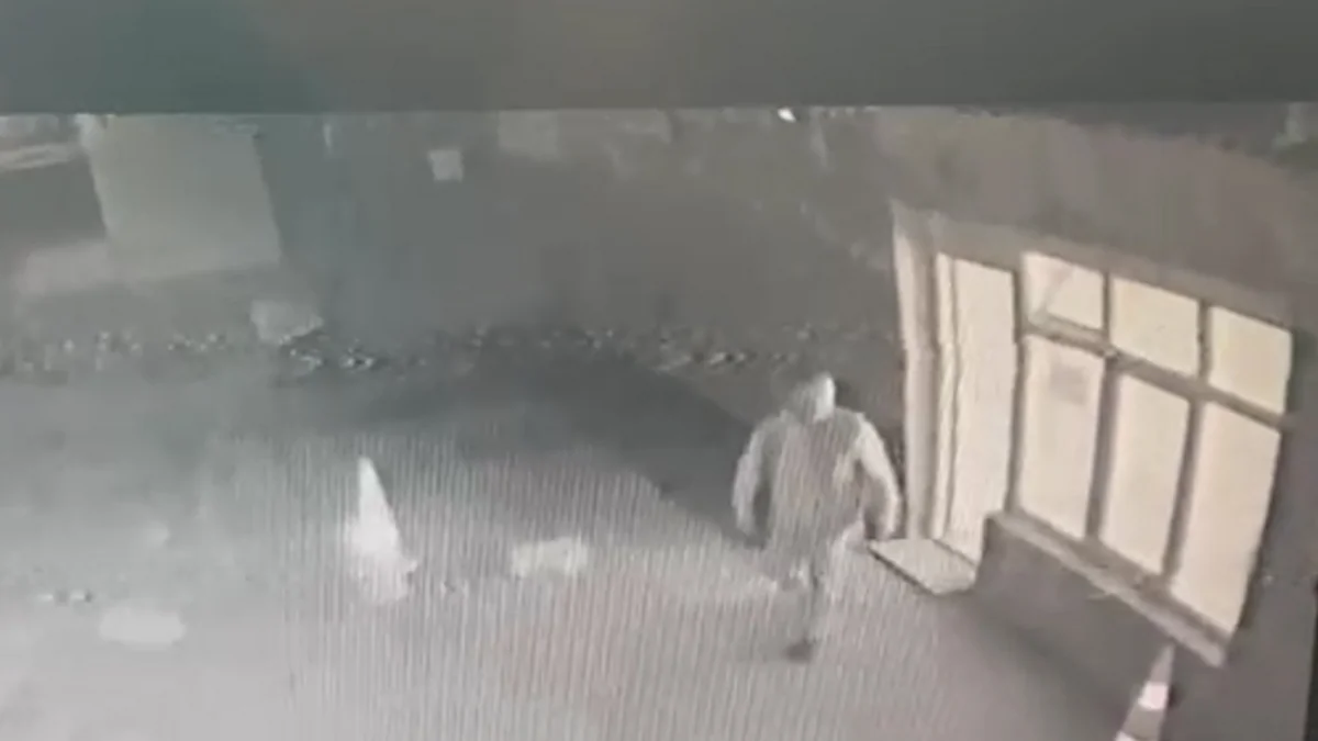 Sumqayıtda oğul atasının obyektini qəsdən yandırıb