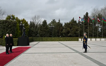 Latviya Prezidenti Egils Levitsin rəsmi qarşılanma mərasimi olub