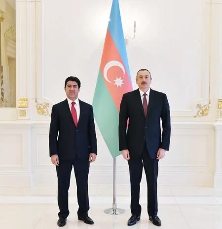 President Ilham Aliyev receives credentials of Ecuadorian and Chilean ambassadors