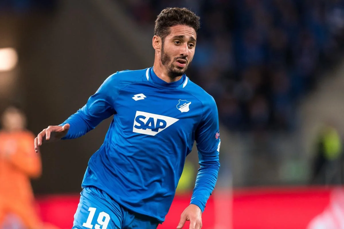 “Sabah” Əlcəzair millisinin futbolçusunu transfer edib