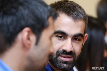Rafael Ağayev: Yaş heç də öz sözünü demir - MÜSAHİBƏ