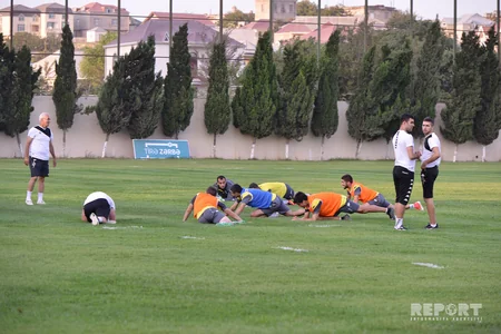 Tərlan Əhmədov: Neftçinin futbolçuları sanki futboldan küsüblər - MÜSAHİBƏ