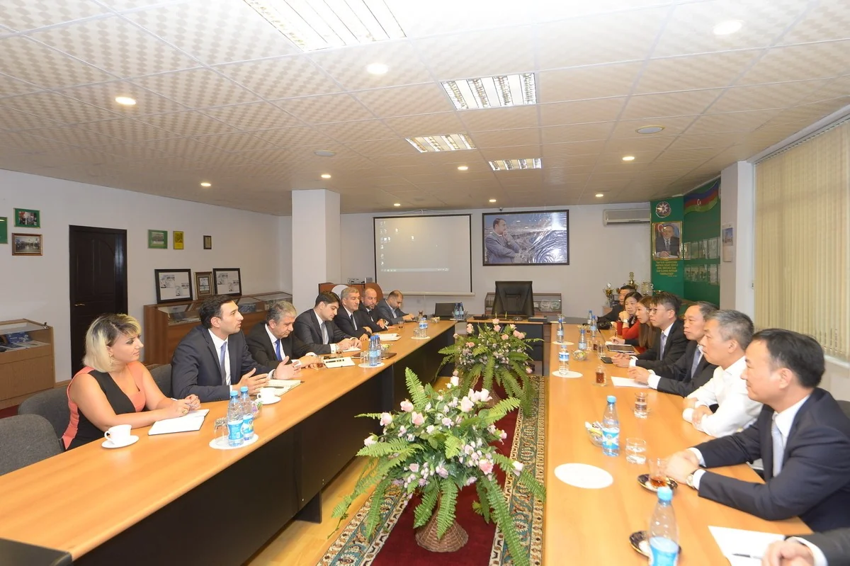 Azərbaycan Çinlə birgə elektron ticarət platforması yarada bilər