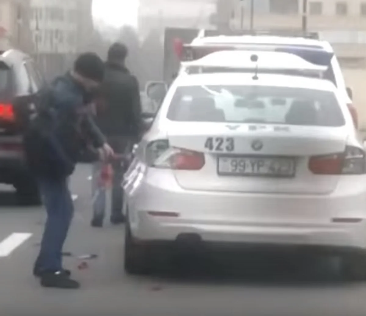 Nazirlik DYP maşınına ziyan vuran şəxs barədə məlumat yayıb