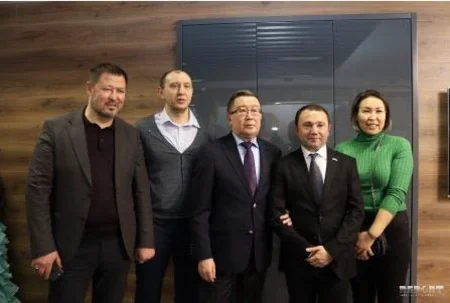 Азербайджанец назначен Почетным консулом Казахстана в Украине - ФОТО