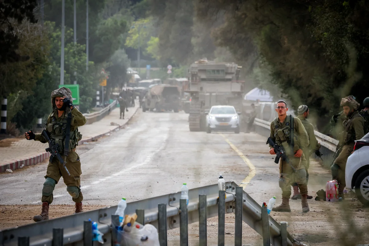 İsrail Avropadakı yüzlərlə hərbçisini orduya cəlb edir