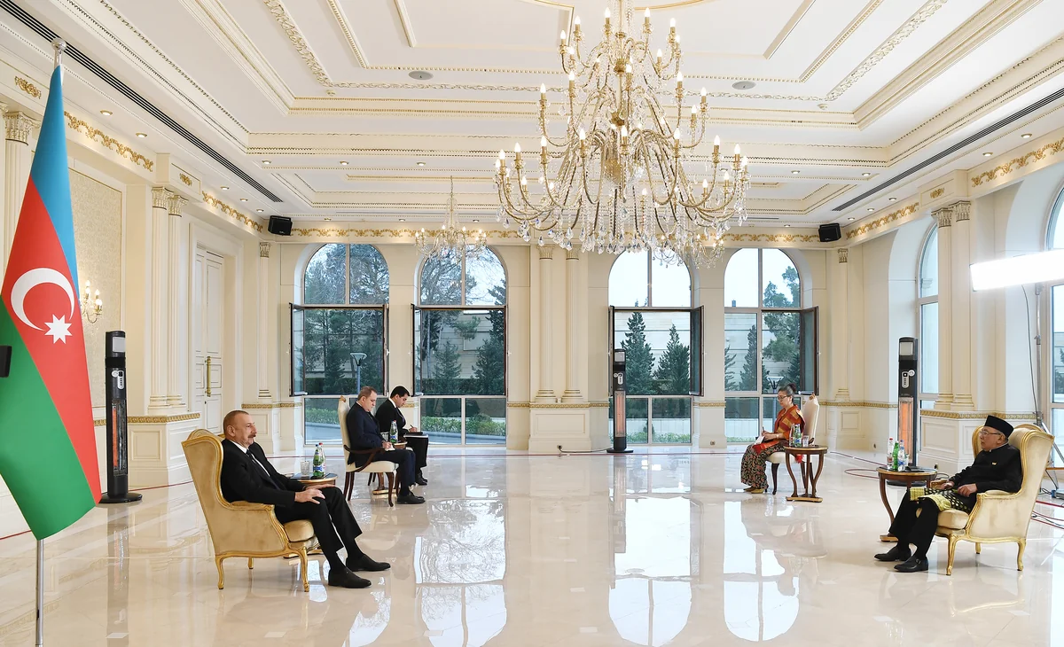 Ilham Aliyev accepts credentials of new Indonesian ambassador