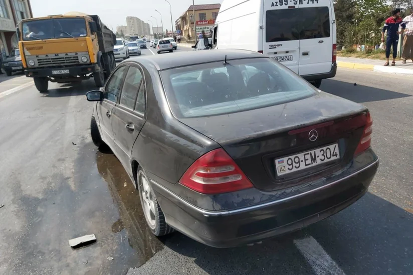 Abşeronda yol qəzası olub, xəsarət alanlar var - FOTO