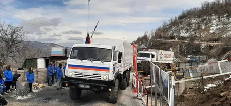 Xankəndi-Laçın yolunda sülhməramlıların avtomobilləri maneəsiz keçib - YENİLƏNİB-3 