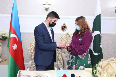 Azərbaycanlı gənc pakistanlı qızla evləndi