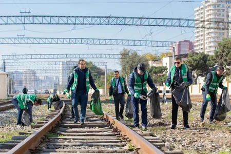 Azərbaycan Dəmir Yolları COP29-a hazırlıq çərçivəsində təmizlik aksiyası keçirib