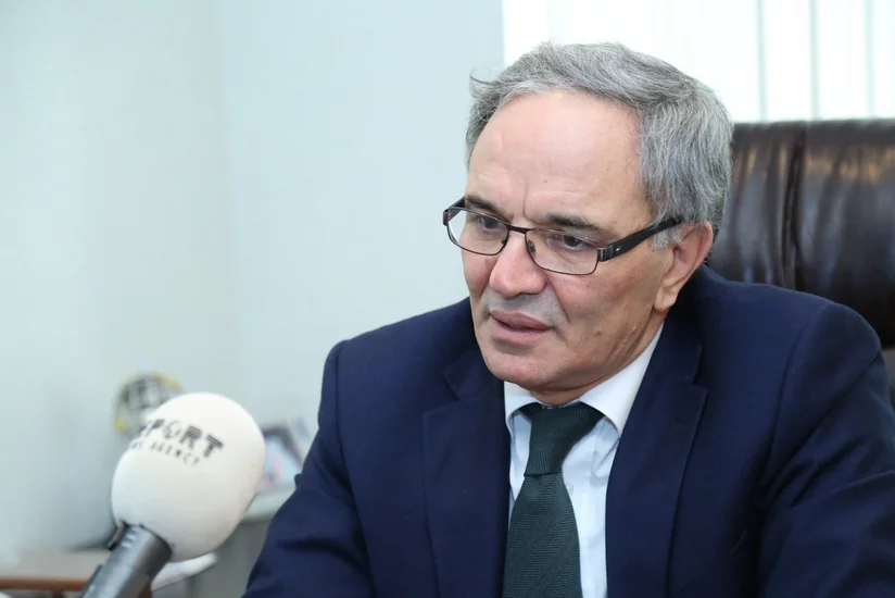 Афлатун Амашов: Ощущается необходимость в журналистах со знанием иностранного языка