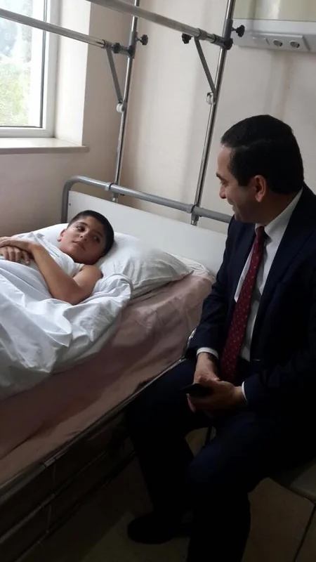 Sabirabadda baş verən yol qəzasında yaralanan 3 məktəbli Bakıda xəstəxanaya yerləşdirilib - FOTO