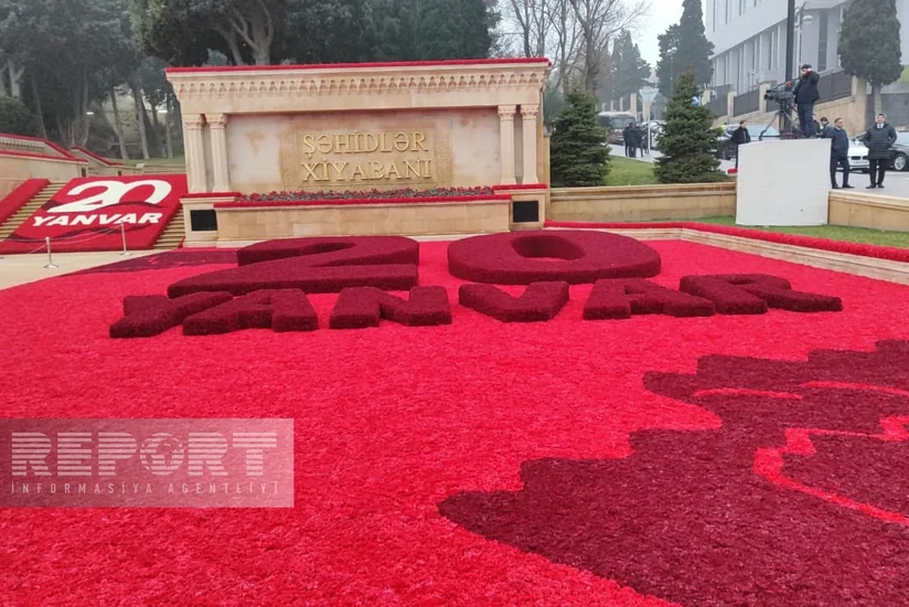 Mass visiting of Alley of Martyrs in Baku starts