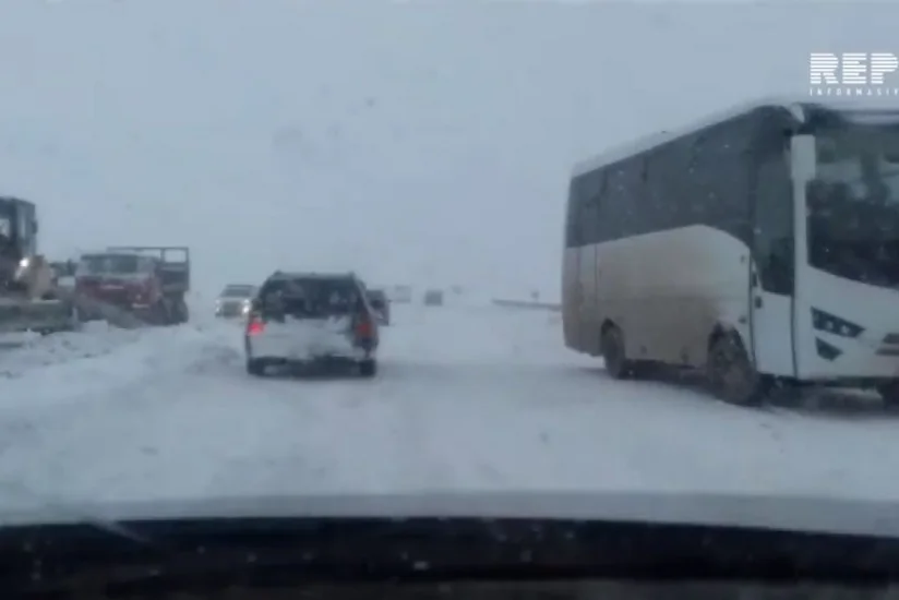 Движение на магистрали Баку-Шамахы-Евлах ограничено - ВИДЕО
