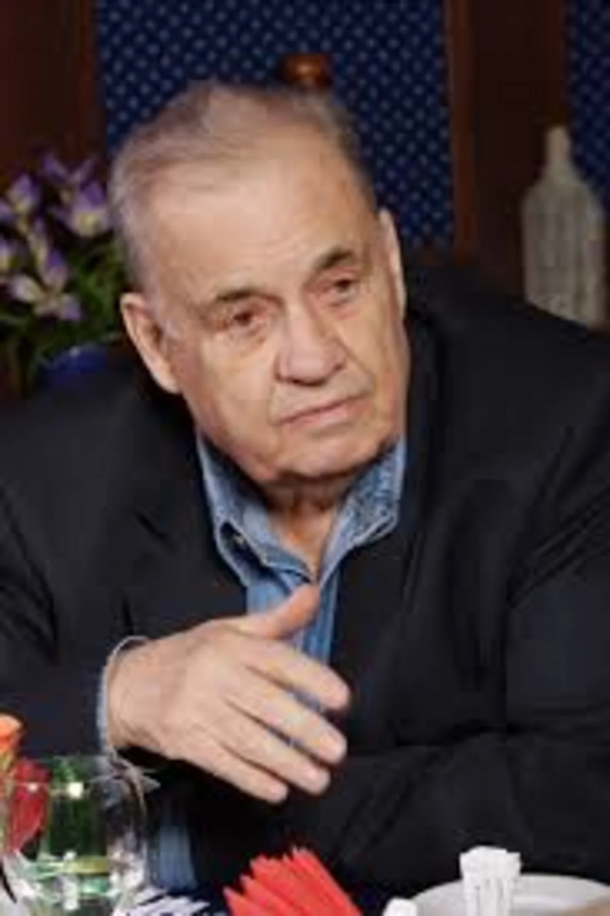 Eldar Ryazanovun vəziyyəti yenidən pisləşib