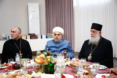 Председатель УМК поблагодарил азербайджанцев Грузии