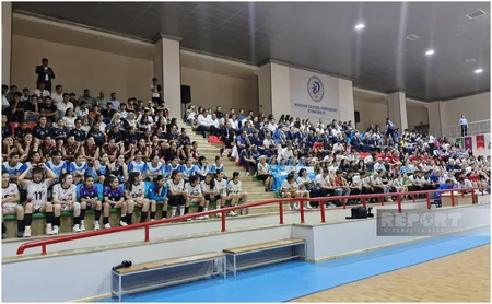 Voleybol üzrə Muxtariyyət kuboku uğrunda birincilik keçirilir