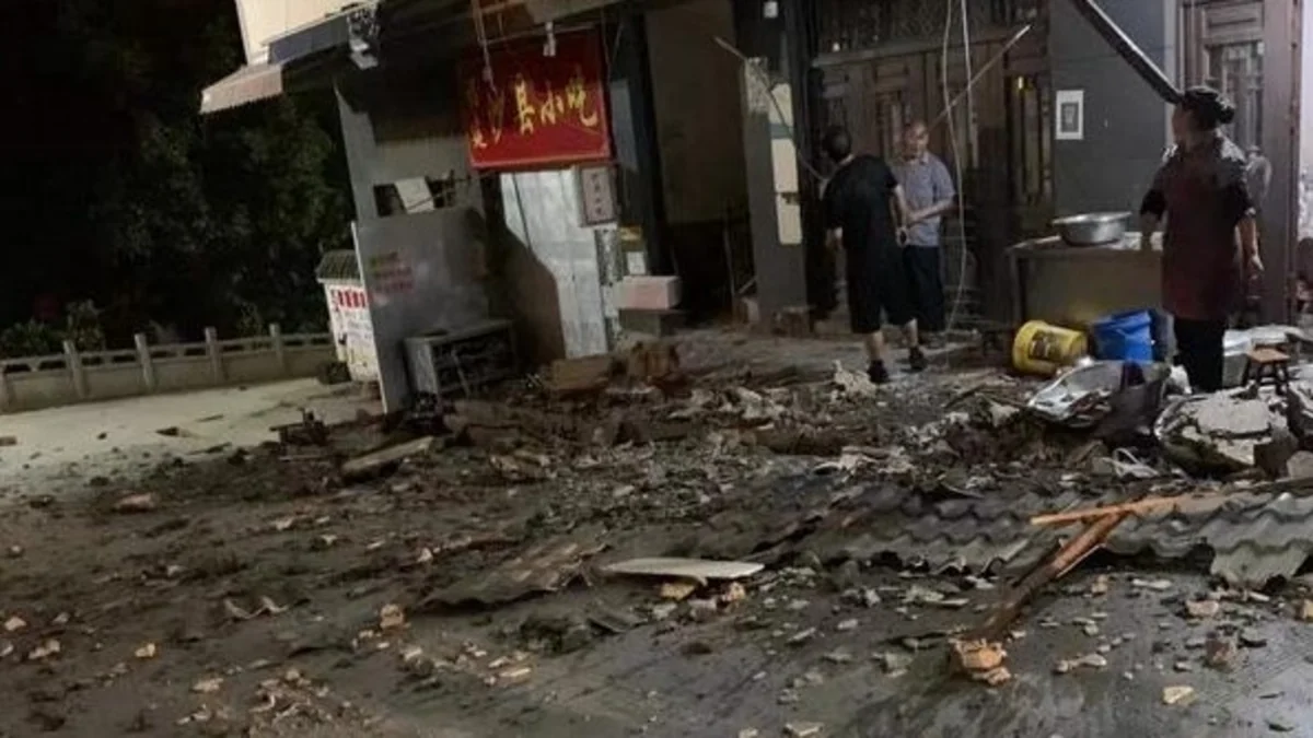 Çində baş verən zəlzələdə 4 nəfər ölüb