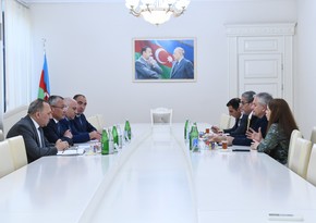 Qaçqınkom sədri BMT ilə işləyən jurnalistlərlə görüşüb