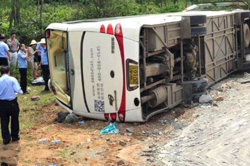 13 killed, 47 wounded in bus accident in China
