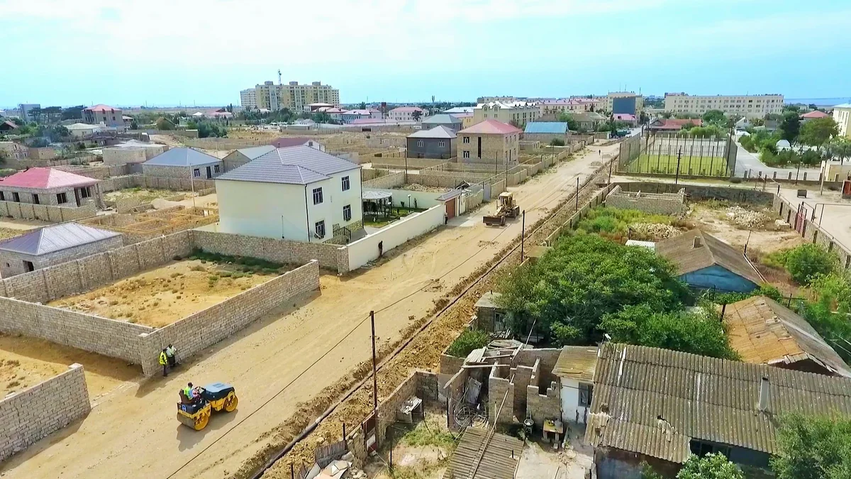 Pirallahıda daha 2 küçə təmir edilib