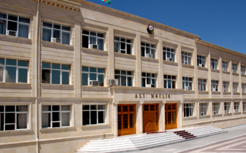 ​Vasif Talıbov Naxçıvan MR Ali Məclisinə seçkilərin təyin edilməsi haqqında sərəncam imzalayıb