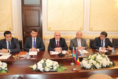 Mübariz Qurbanlı Rumıniyanın dini məsələlər üzrə dövlət katibi ilə görüşüb