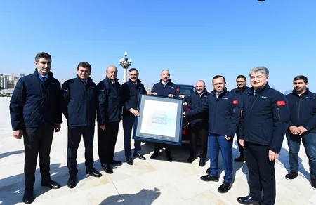 Türkiyənin ilk yerli elektromobili “Togg” İlham Əliyevə təqdim olunub - YENİLƏNİB