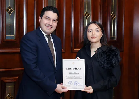 Ali Məhkəmədə fəaliyyətlərini uğurla başa vuran Femida könüllülərinə sertifikatlar verilib
