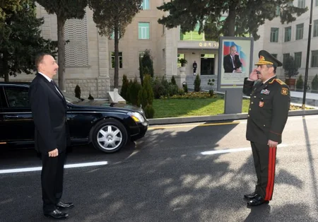 Azərbaycan Prezidenti Ermənistan silahlı qüvvələrinin qoşunların təmas xəttini pozması ilə bağlı təxribatı pisləyib