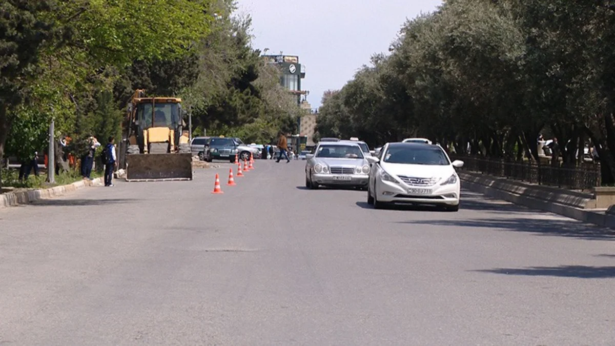 Bakıda daha bir yolun təmirinə başlanıb
