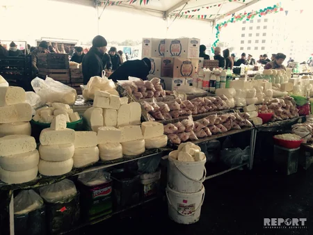 Bakıda Novruz bayramı ilə əlaqədar yarmarkalar başlayıb - FOTO