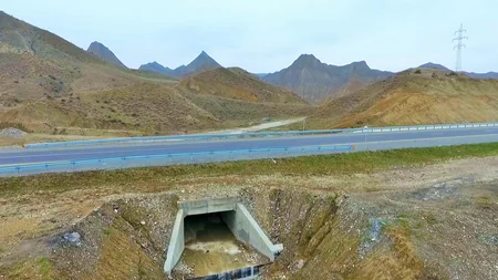 Respublika əhəmiyyətli 2 avtomobil yolunun tikintisi yekunlaşıb