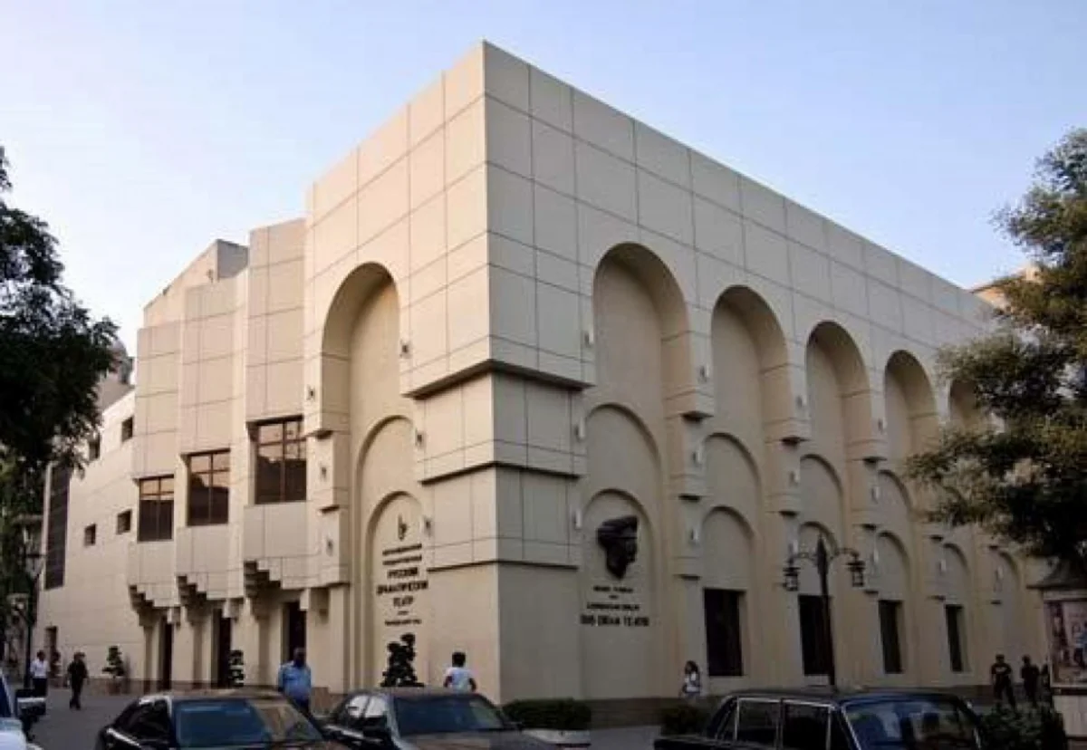 Rusiya prezidenti Azərbaycan Dövlət Rus Dram Teatrının əməkdaşlarına minnətdarlığını bildirib