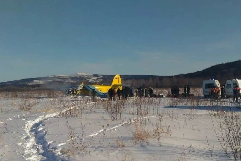 Maqadandan qalxan təyyarə yerə çırpıldı