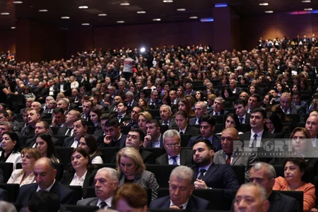 Səttar Möhbalıyev yenidən Azərbaycan Həmkarlar İttifaqı Konfederasiyasının sədri seçilib - YENİLƏNİB-2