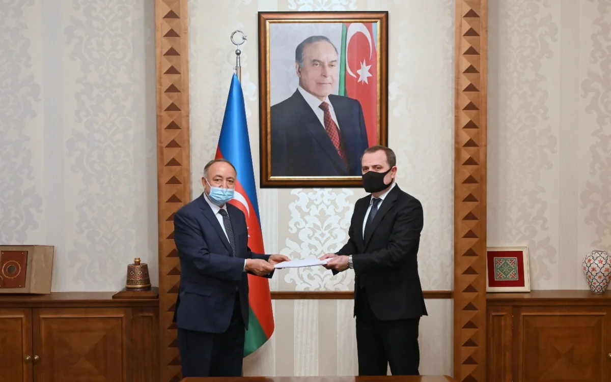Ceyhun Bayramov Əfqanıstanın yeni səfirinin etimadnaməsinin surətini qəbul edib