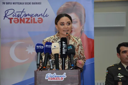 Tənzilə Rüstəmxanlı təşviqat kampaniyaları içərisində ən böyük görüşünü keçirib