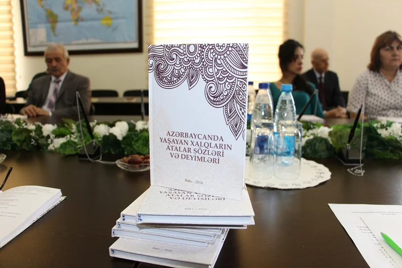 “Azərbaycanda yaşayan xalqların atalar sözləri və deyimləri” kitabının təqdimatı olub