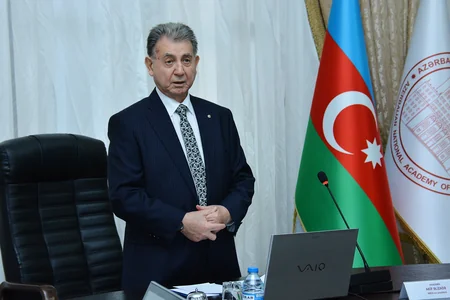 AMEA-da Heydər Əliyevin anım günü ilə bağlı tədbir keçirilib