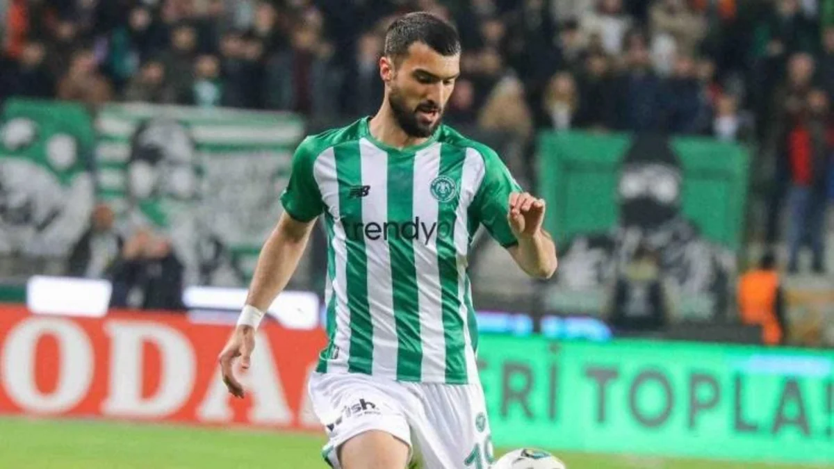 Mahir Emreli “Konyaspor”da mövsümün ən zəif futbolçusu seçilib