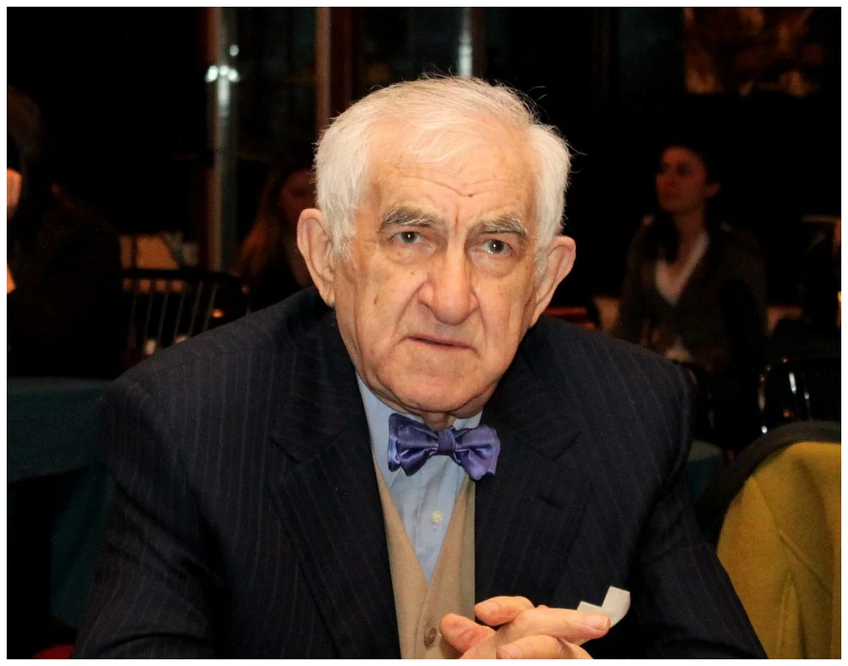 Tofiq Bakıxanov “Şərəf” ordeni ilə təltif edildi