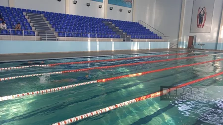 ​Qusar Olimpiya İdman Kompleksində ilk dəfə qış ayında üzgüçülük yarışı keçirilir