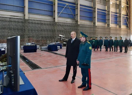 Prezident İlham Əliyev yeni inşa edilmiş “Tufan” tipli sərhəd gözətçi gəmisi ilə tanış olub - YENİLƏNİB