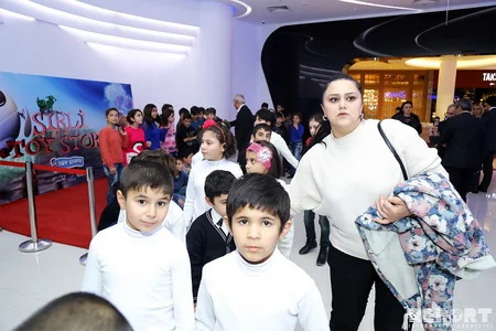“CinemaPlus”da Heydər Əliyev Fondunun təşkilatçılığı ilə uşaqlar üçün əyləncə proqramı təşkil olunub