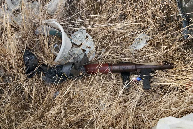 Bakının Badamdar qəsəbəsində silah aşkar edilib